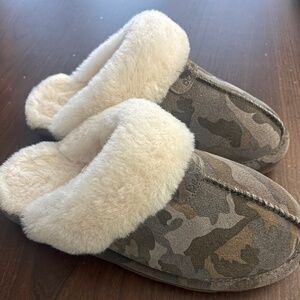 BearPaw Loki II Slippers